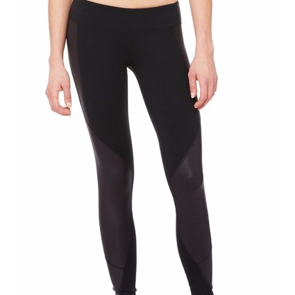 alo yoga black leggings